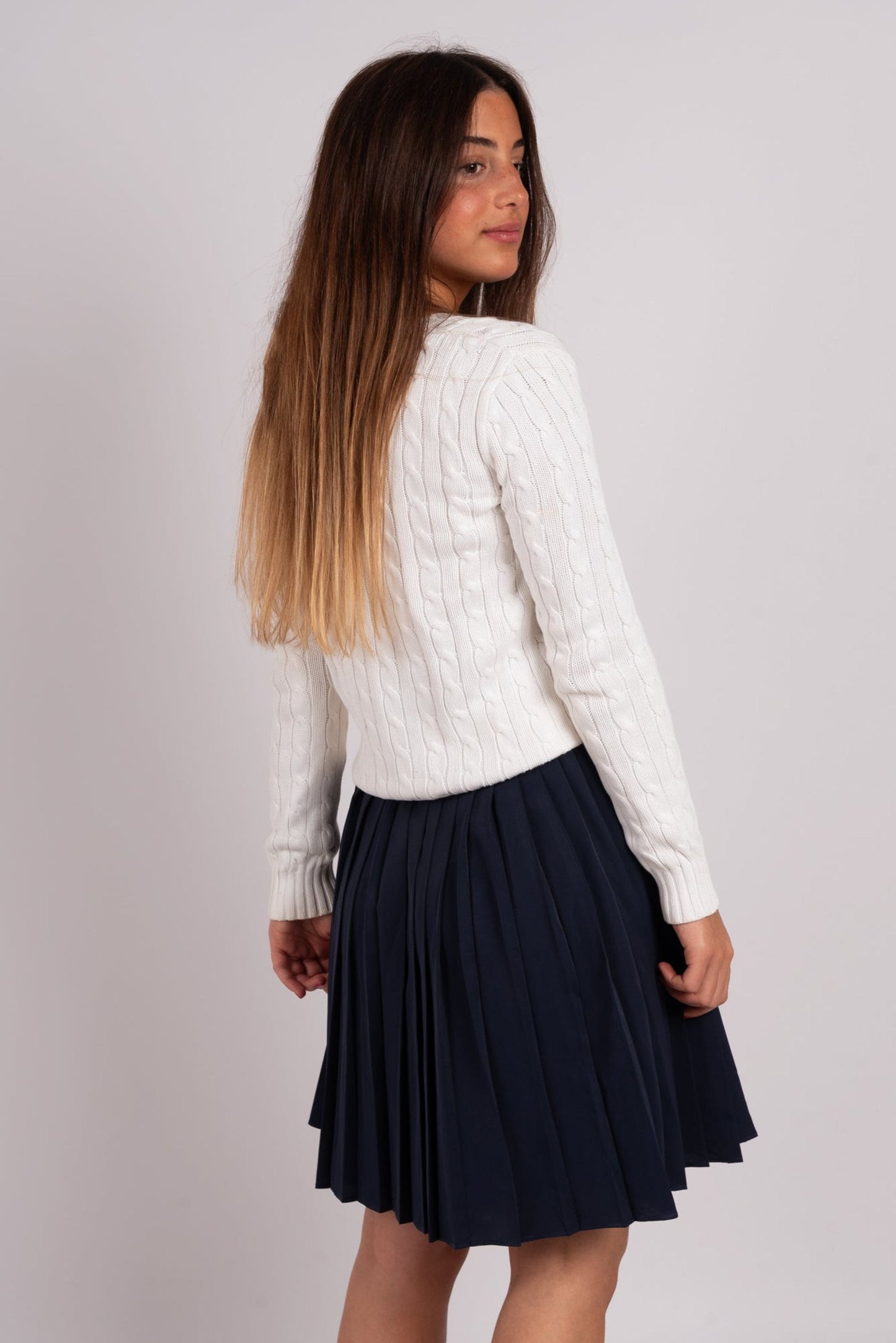 pleated skirt